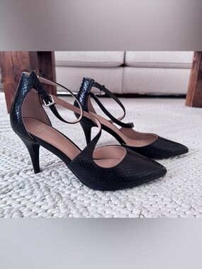 41 Hawthorn Black Textured Pointed-Toe Ankle-Strap Heels 9